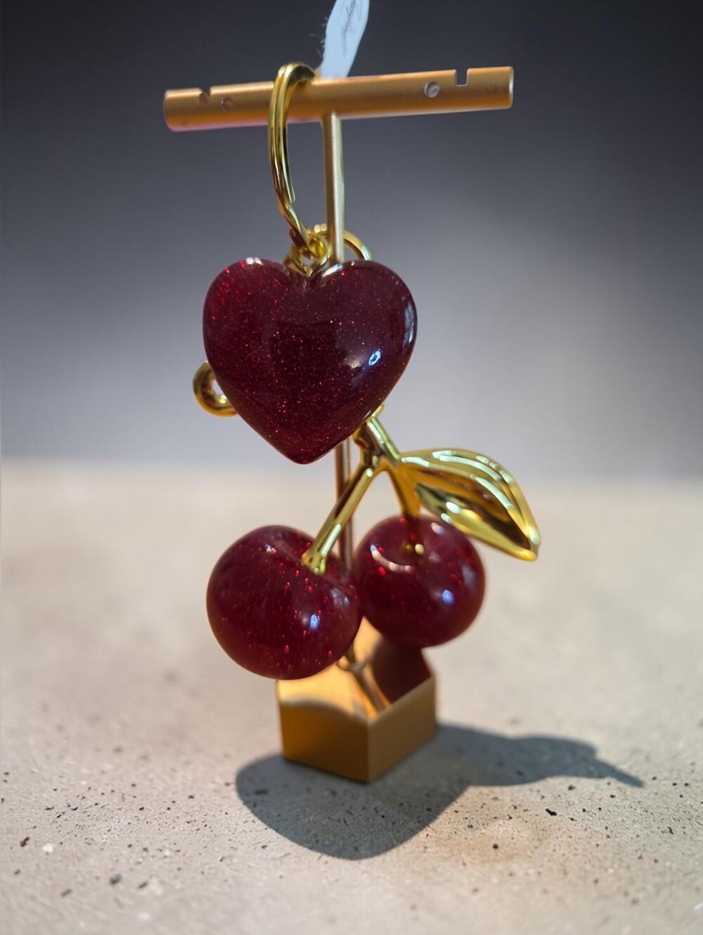 Sassified Boutique Nwt Red Gold Hear with Deep Red Glitter Keychain.